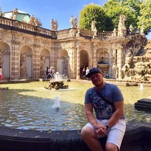 Meet your Posher, German